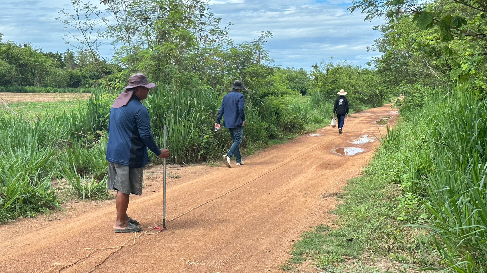 title - สำรวจความเหมาะสมงานพัฒนาโครงสร้างพื้นฐานทางคมนาคมในเขตปฏิรูปที่ดินจังหวัดสุโขทัย